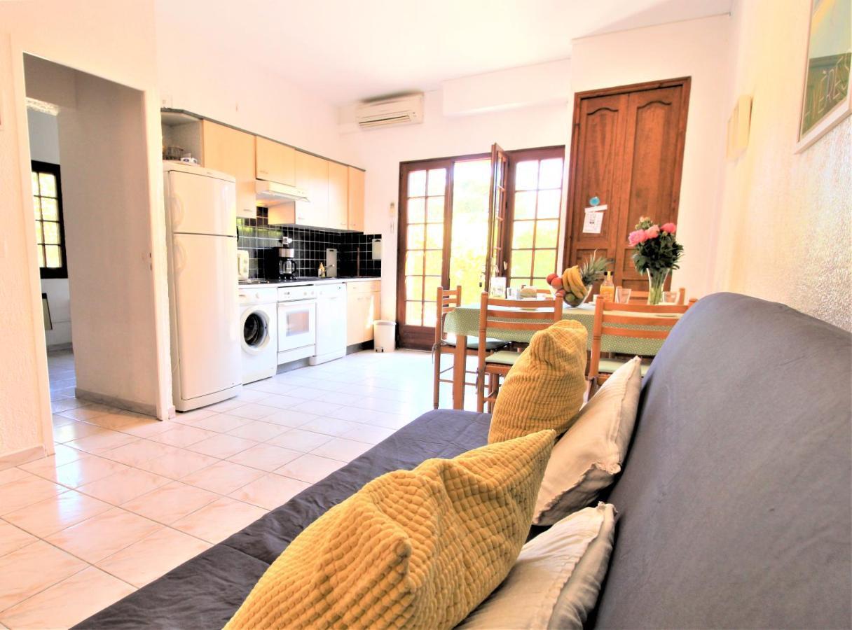 Rose De Sel Apartment Hyeres Bagian luar foto